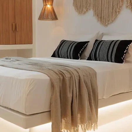 Due Venti Downtown Suites Naxos Junior * Naxos City