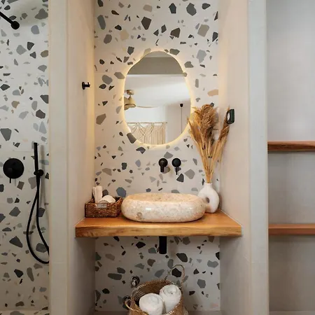 Due Venti Downtown Suites Naxos Junior 公寓 Naxos City